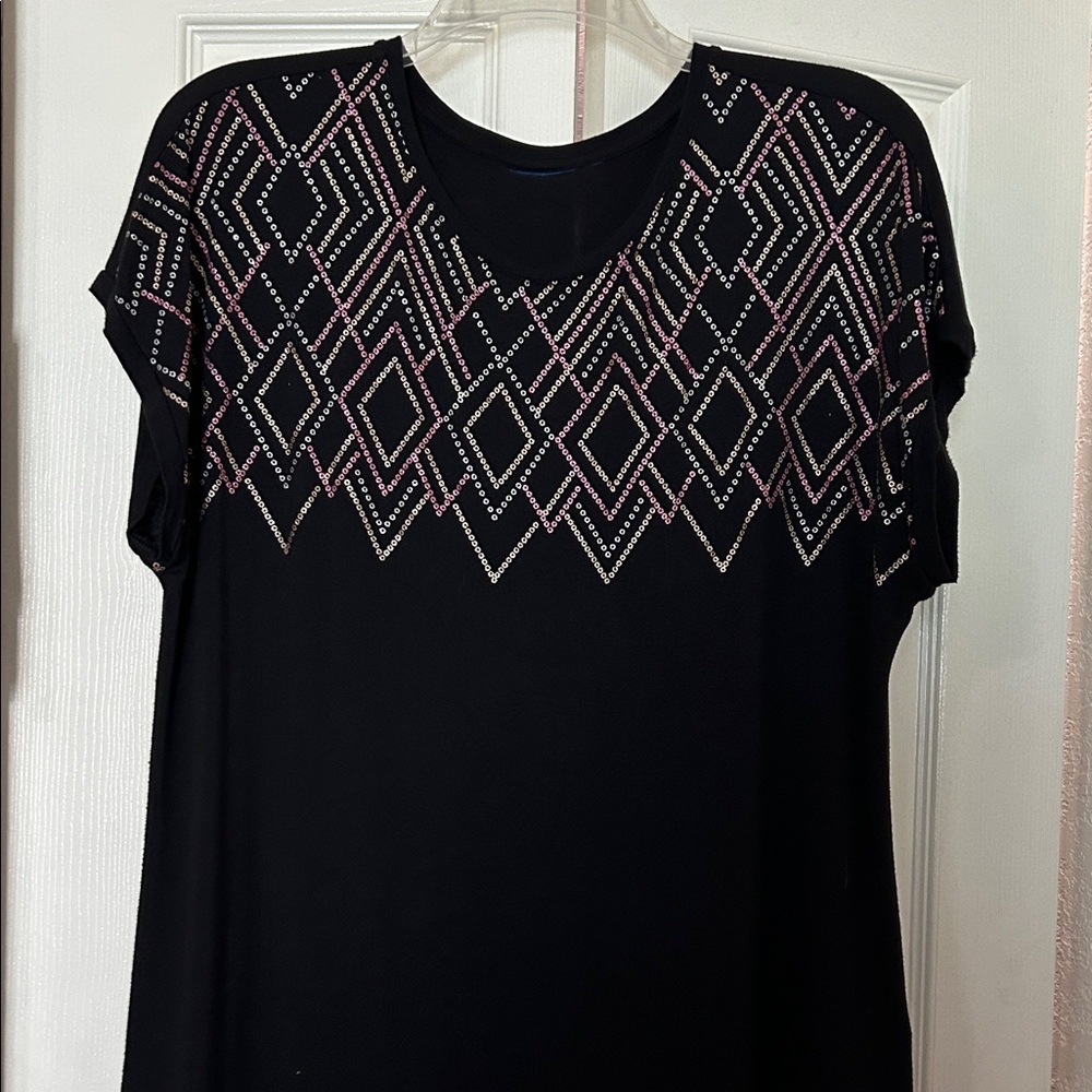 Women’s Black Short Sleeve Top with Pink & Silver Glitter Pattern